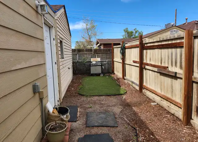 Property at 985 Xavier St Unit B, Denver, CO, 80204, 2 beds, 1 bath, [object Object]