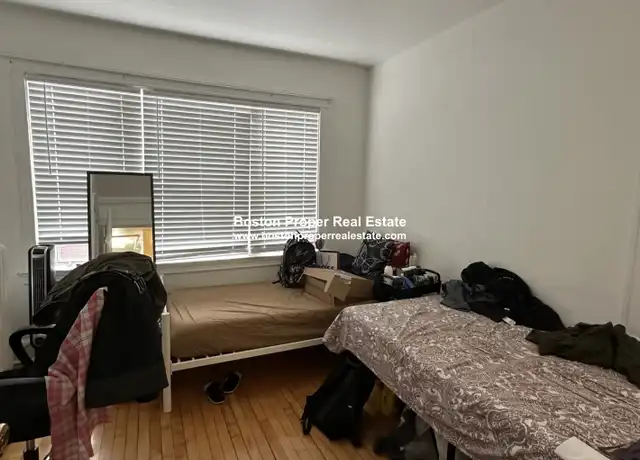 Property at 16 Westland Ave Unit 309, Boston, MA, 02115, 2 beds, 1 bath, [object Object]
