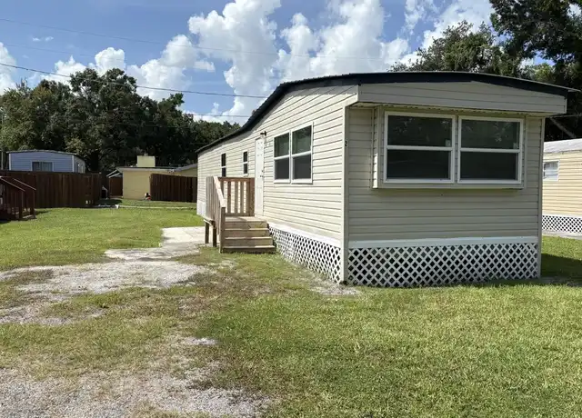 Property at 8401 Bowles Rd Unit 2, Tampa, FL, 33637, 2 beds, 1 bath, [object Object]