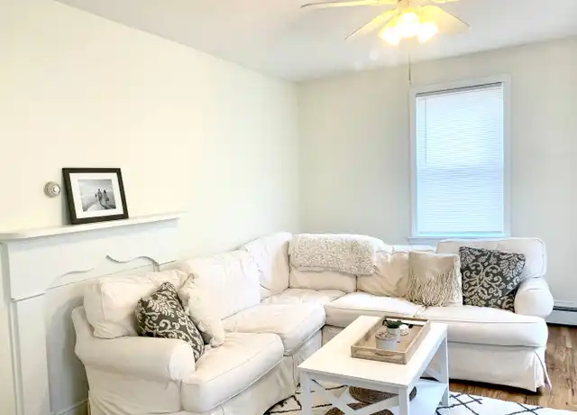 Property at 64 Preston St Unit 1, Providence, RI, 02906, 1 bed, 1 bath, [object Object]