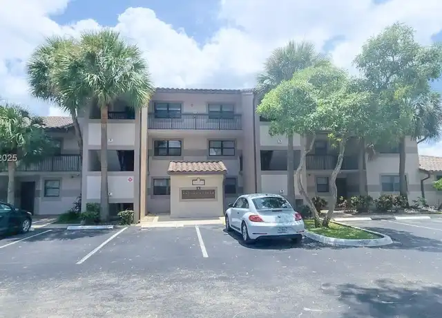 Property at 9830 Nob Hill Ln #9830, Sunrise, FL, 33351, 2 beds, 2 baths, [object Object]