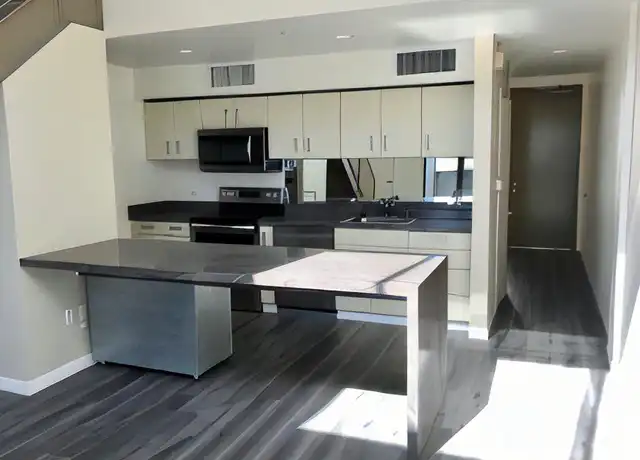 Property at 101 Soquel Ave Unit 403, Santa Cruz, CA, 95060, 2 beds, 1 bath, [object Object]