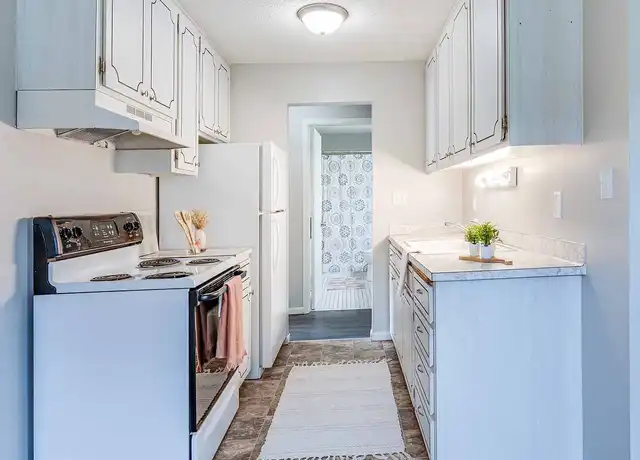 Property at Charlton Terrace - 212 Thompson Ave W, Saint Paul, MN, 55118, 1 bed, 1 bath, [object Object]