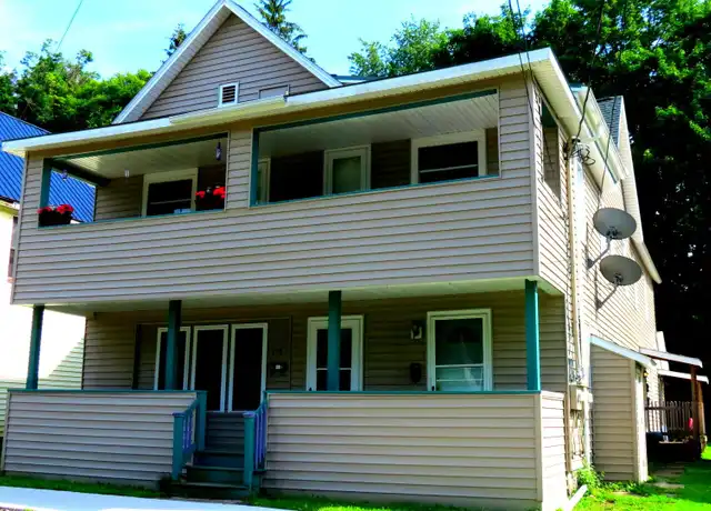 Property at 195 Broad St Apt 2, Salamanca, NY, 14779, 2 beds, 1 bath, [object Object]