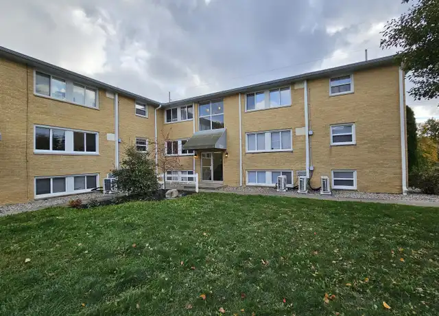 Property at 1851 E 8th St Unit 2, Anderson, IN, 46012, 1 bed, 1 bath, [object Object]