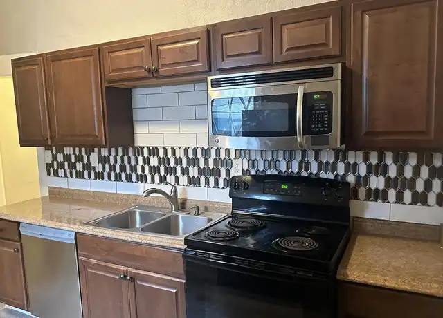 Property at 1118 Oglethorpe Ave SW Unit A, Atlanta, GA, 30310, 1 bed, 1 bath, [object Object]