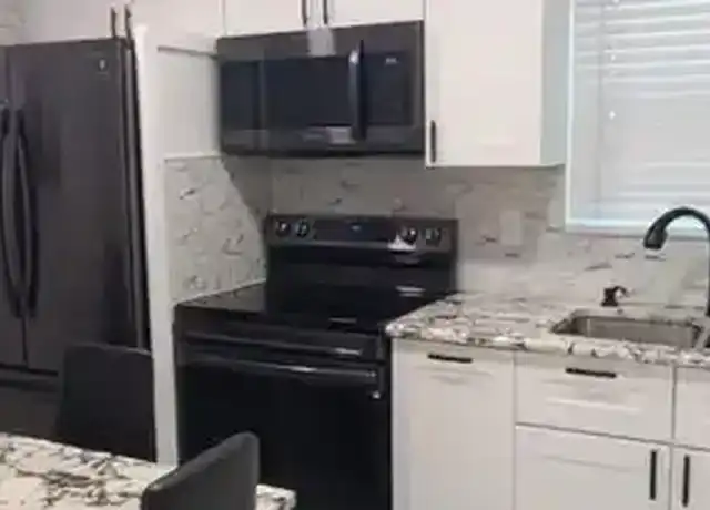 Property at 104 Lake Evelyn Dr, West Palm Beach, FL, 33411, 2 beds, 2 baths, [object Object]