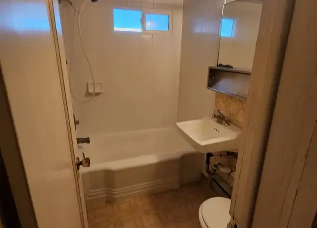 Property at 491 E 16th St Apt 4, Idaho Falls, ID, 83404, 1 bed, 1 bath, [object Object]