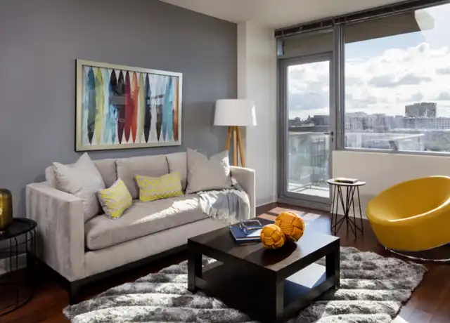 Property at 1205 N Wells St, Chicago, IL, 60610, 1 bed, 1 bath, [object Object]