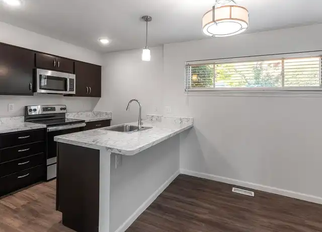 Property at The Pines Apartments - 12134 Midpines Dr, Cincinnati, OH, 45241, 1 bed, 1 bath, [object Object]