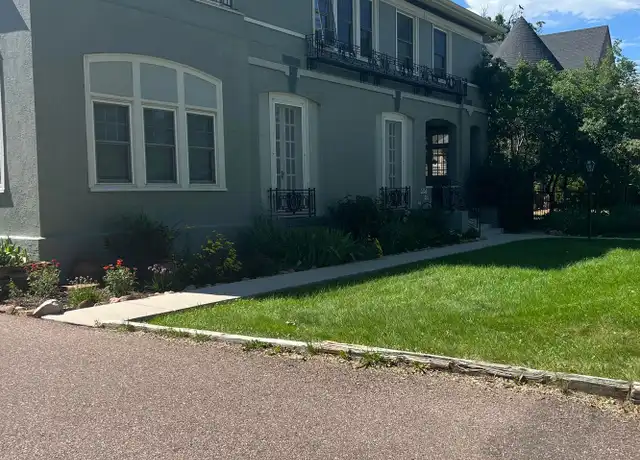 Property at Beautiful historic Mansion! Move in special $500 off first full month & waived admin fee! Apply toda - 1524 N Cascade Ave, Colorado Springs, CO, 80907, 1 bed, 1 bath, [object Object]