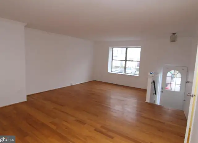 Property at 14946 Enterprise Ln, Woodbridge, VA, 22191, 3 beds, 2.5 baths, [object Object]