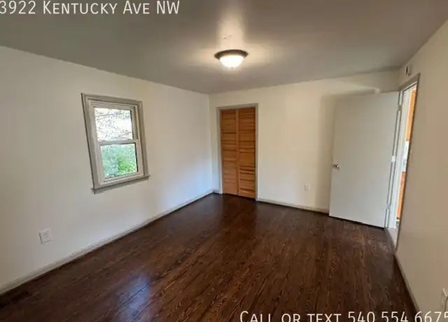 Property at 3922 Kentucky Ave NW, Roanoke, VA, 24017, 2 beds, 1 bath, [object Object]