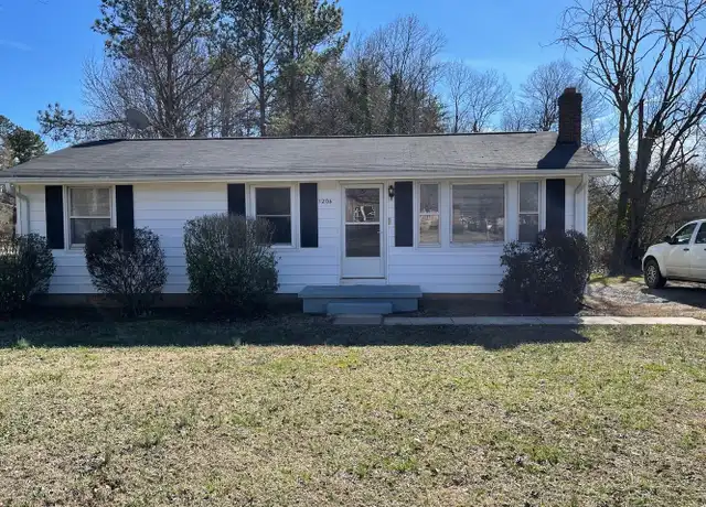 Property at 1204 W Holt St, Mebane, NC, 27302, 3 beds, 1 bath, [object Object]