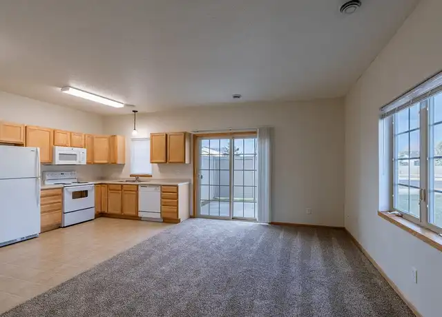 Property at Townhomes at Mallard Creek - 802 37th Ave S, Moorhead, MN, 56560, 2-4 beds, 2.5 baths, [object Object]