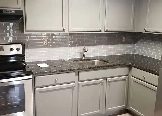 Property at 426 2nd Ave SE Unit 48, Hickory, NC, 28602, 1 bed, 1 bath, [object Object]