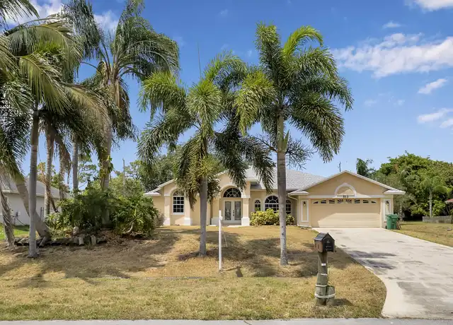 Property at 513 SE Cliff Rd, Port Saint Lucie, FL, 34984, 4 beds, 2 baths, [object Object]