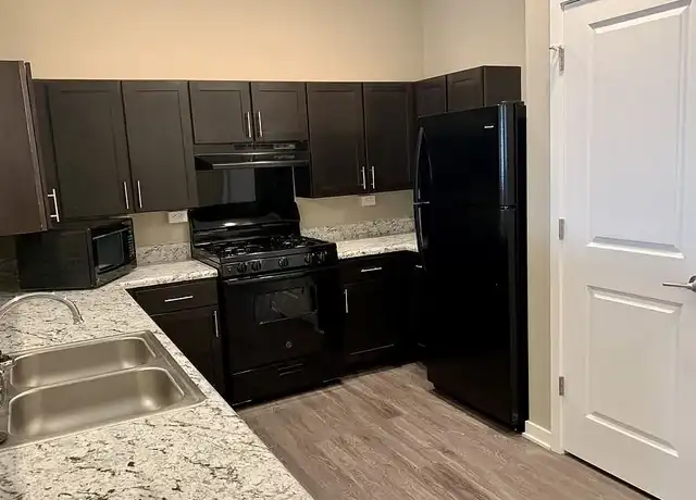 Property at Ashton Flats - 217 7th Ave SW, Cedar Rapids, IA, 52404, 1 bed, 1 bath, [object Object]