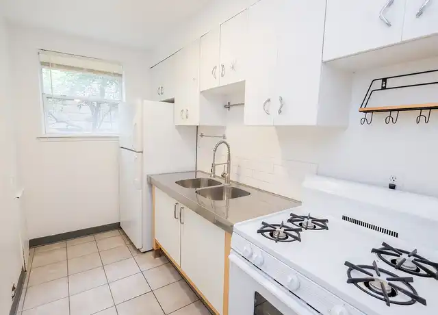 Property at Ashland Apartments - 657 Ashland Ave, Saint Paul, MN, 55104, 1 bed, 1 bath, [object Object]