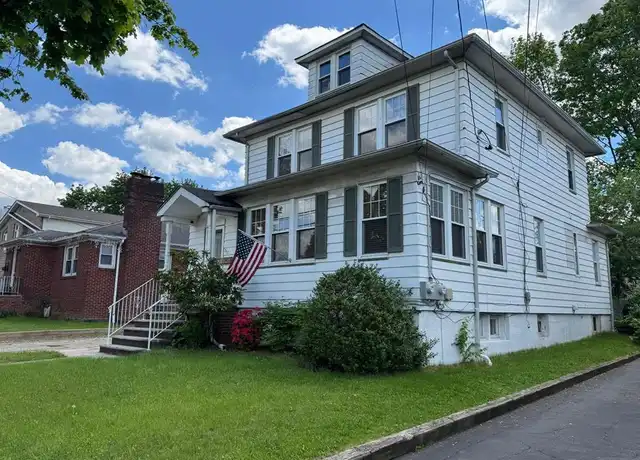 Property at 132 Williams Ave Unit 2, Hasbrouck Heights, NJ, 07604, 2 beds, 1 bath, [object Object]