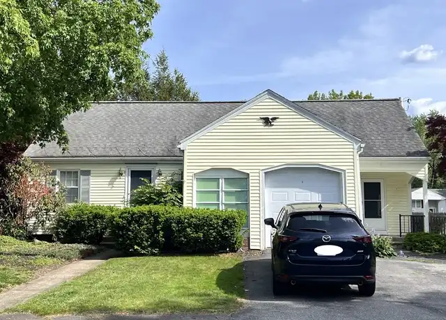 Property at 22 Wescroft Rd, Reading, MA, 01867, 3 beds, 2 baths, [object Object]