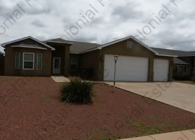 Property at 1801 College Park Dr, Clovis, NM, 88101, 4 beds, 2 baths, [object Object]