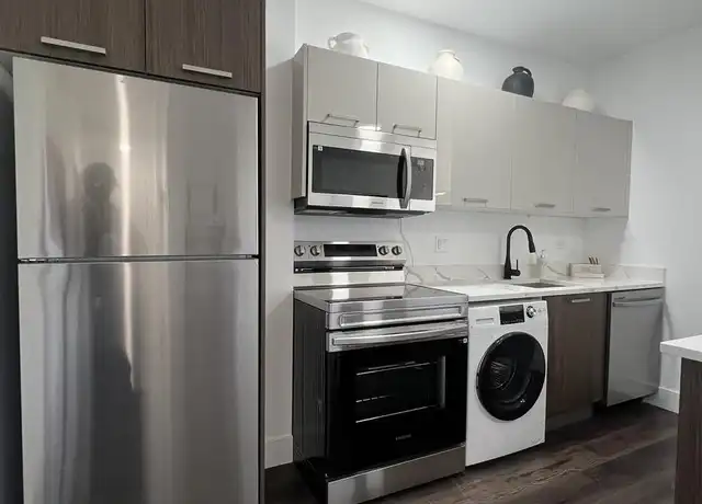 Property at 1555 W Hollywood Ave Unit 309, Chicago, IL, 60660, 1 bed, 1 bath, [object Object]
