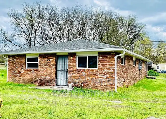Property at 2008 Wilcox Blvd, Chattanooga, TN, 37406, 4 beds, 2 baths, [object Object]