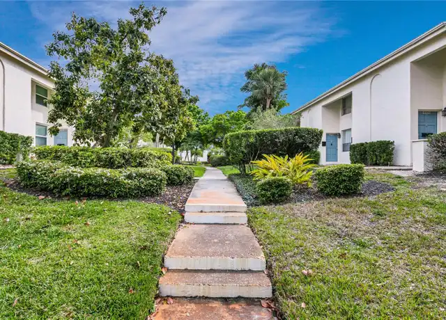 Property at 4510 La Capri Ct, Tampa, FL, 33611, 2 beds, 1.5 baths, [object Object]