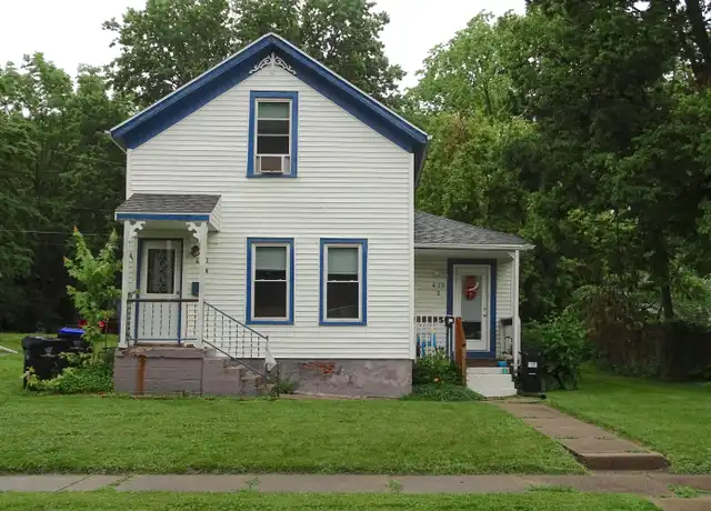 Property at 410 E Taylor St Unit STREET1, Bloomington, IL, 61701, 1 bed, 1 bath, [object Object]