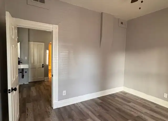 Property at 10 E Fountain Blvd, Colorado Springs, CO, 80903, 1 bed, 1 bath, [object Object]