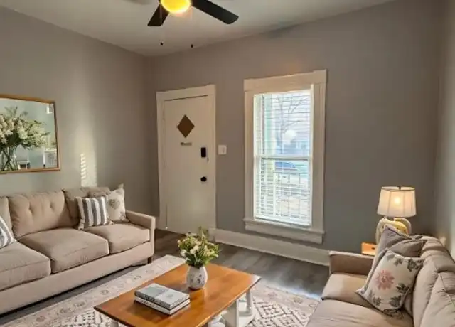 Property at 10 E Fountain Blvd, Colorado Springs, CO, 80903, 1 bed, 1 bath, [object Object]