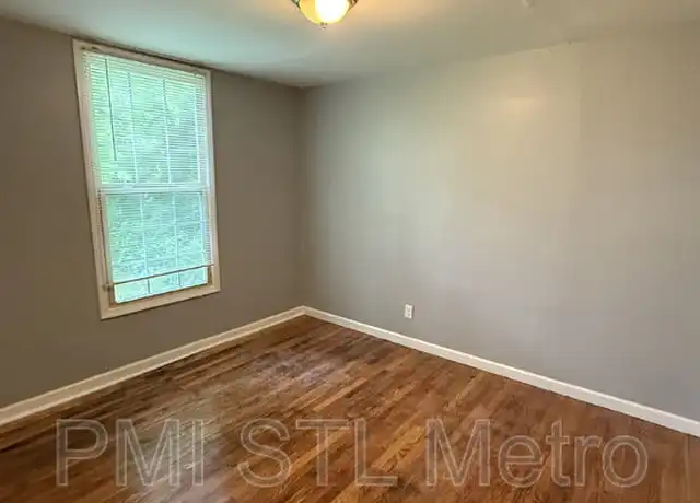 Property at 10156 Cloverdale Dr, Saint Louis, MO, 63136, 2 beds, 1 bath, [object Object]