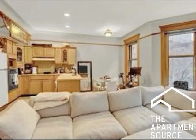 Property at 33 E Division St Unit 2, Chicago, IL, 60610, 1 bed, 1 bath, [object Object]