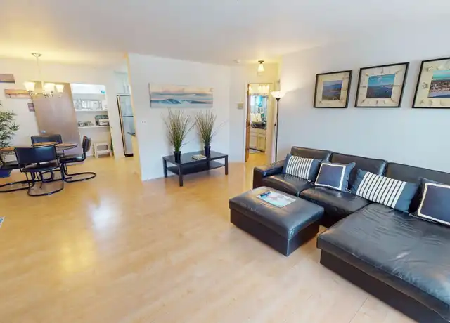 Property at 374 Orange Ave, Coronado, CA, 92118, 1 bed, 1 bath, [object Object]
