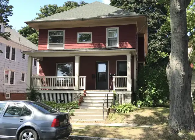 Property at 7 Grasmere Rd Unit 2, Portland, ME, 04101, 2 beds, 1 bath, [object Object]