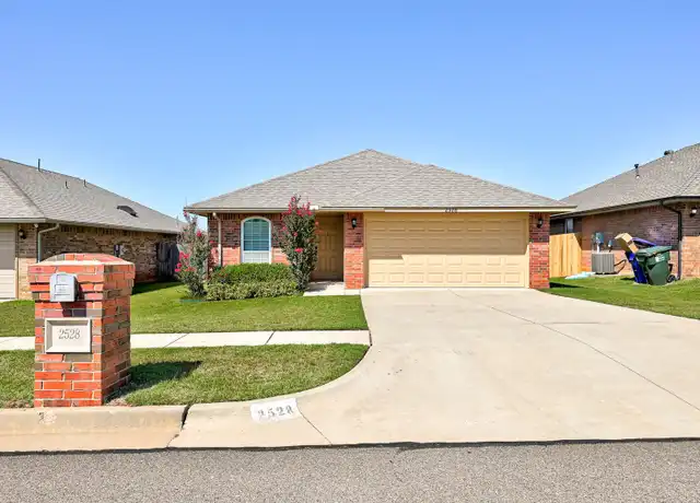 Property at 2528 Fawn Run Xing, Norman, OK, 73071, 3 beds, 2 baths, [object Object]