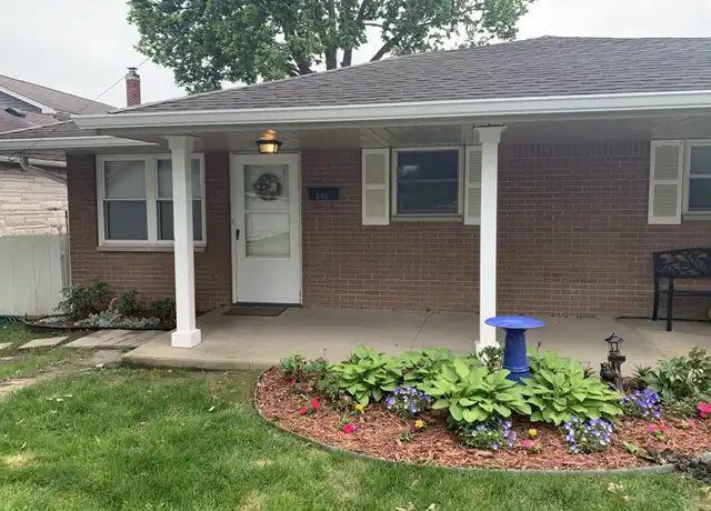 Property at 240 Indiana St, Plainfield, IN, 46168, 2 beds, 1 bath, [object Object]