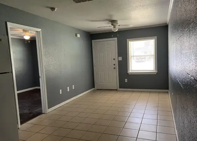 Property at 7611 County Road 2193, Whitehouse, TX, 75791, 1 bed, 1 bath, [object Object]