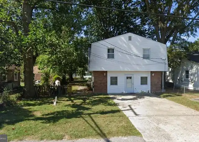 Property at 7828 Bodkin View Dr, Pasadena, MD, 21122, 2 beds, 1 bath, [object Object]