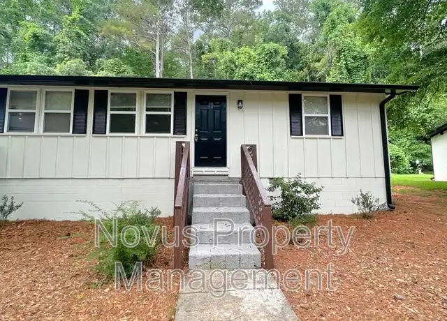 Property at 50 Gees Ln Unit B, Carrollton, GA, 30117, 2 beds, 1 bath, [object Object]