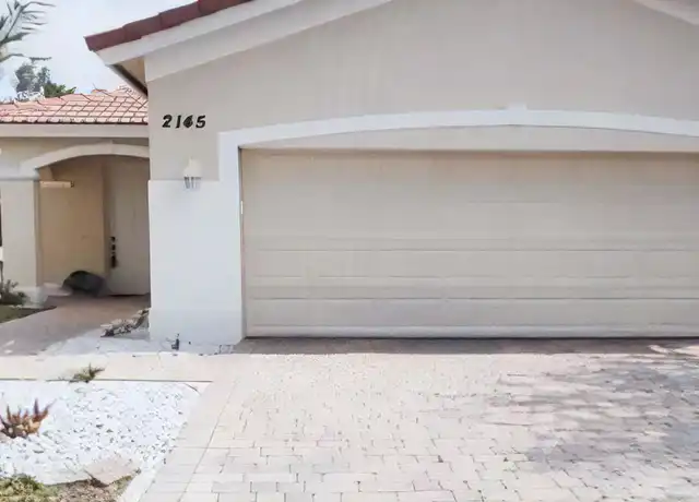 Property at 2145 NW Padova St, Port Saint Lucie, FL, 34986, 3 beds, 2 baths, [object Object]