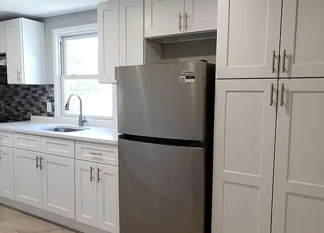 Property at 56 Engelke Ave, Huntington Station, NY, 11746, 1 bed, 1 bath, [object Object]