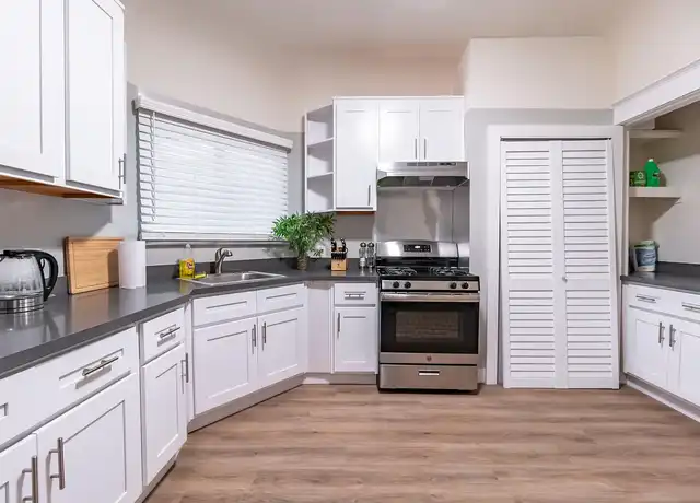 Property at 3228 Adeline St, Berkeley, CA, 94703, 1 bed, 1 bath, [object Object]