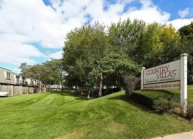 Photo of 4715 Beau Bien Blvd E, Lisle, IL 60532