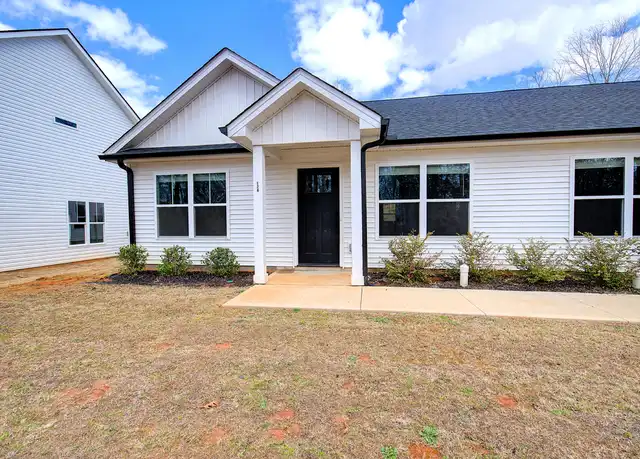 Property at 124b Kennedy Rd Unit A, Taylors, SC, 29687, 3 beds, 2 baths, [object Object]