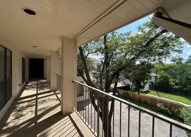Property at 409 E 38th St #303, Austin, TX, 78705, 2 beds, 2 baths, [object Object]