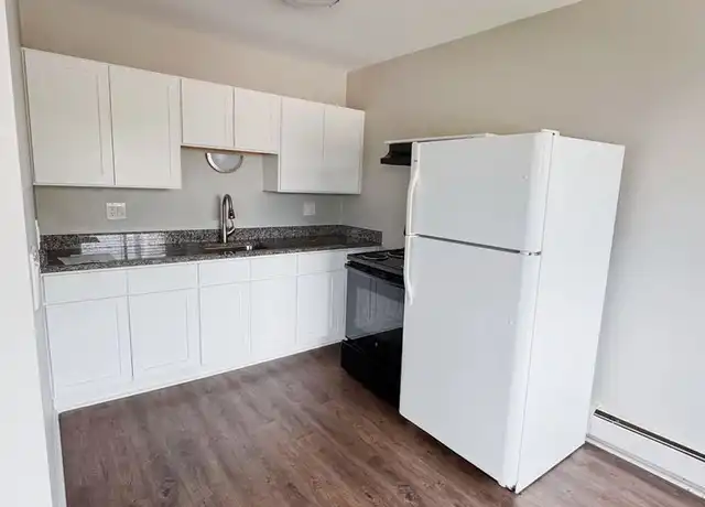 Property at 1390 E Lincoln Ave Unit A14, Madison Heights, MI, 48071, 1 bed, 1 bath, [object Object]