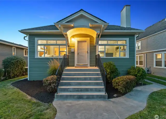 Property at 122 N 76th St, Seattle, WA, 98103, 4 beds, 3 baths, [object Object]