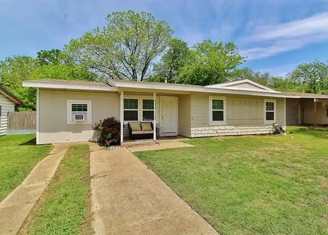Property at 911 E Lovers Ln, Arlington, TX, 76010, 4 beds, 1.5 baths, [object Object]
